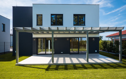 NA PREDAJ 4izb. rekreačný dom priamo pri golfovom areály PENATI GOLF REZORT