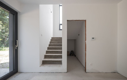 NA PREDAJ 4izb. rekreačný dom priamo pri golfovom areály PENATI GOLF REZORT