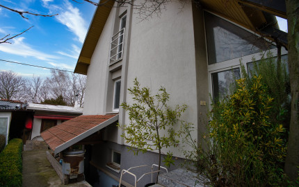 P.G's & Co. | Predáme 3 izbový rodinný dom na veľkom krásnom pozemku v Dobrohošti