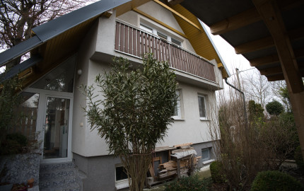 P.G's & Co. | Predáme 3 izbový rodinný dom na veľkom krásnom pozemku v Dobrohošti