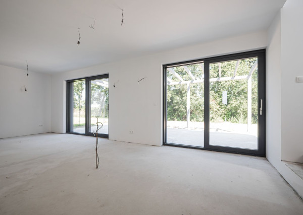 NA PREDAJ 4izb. rekreačný dom priamo pri golfovom areály PENATI GOLF REZORT