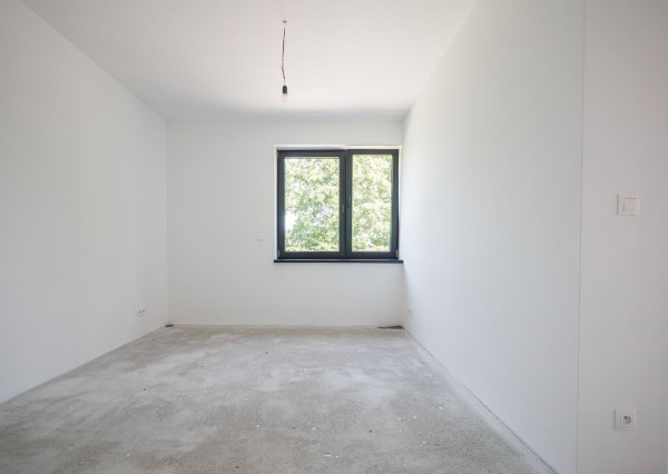 NA PREDAJ 4izb. rekreačný dom priamo pri golfovom areály PENATI GOLF REZORT