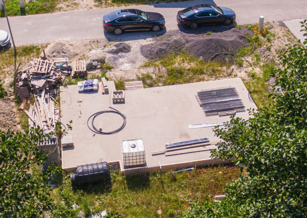 NA PREDAJ pozemok + základová doska + projekt priamo pri golfovom areály PENATI GOLF REZORT